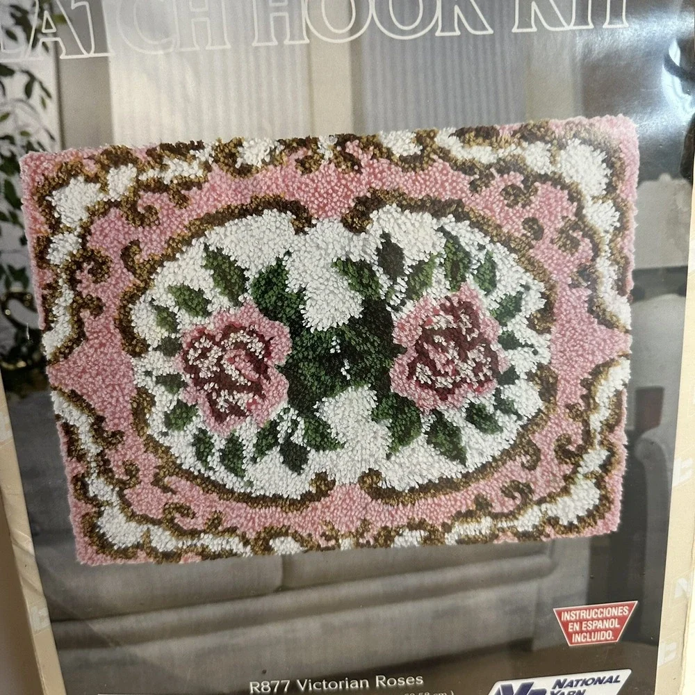 National Yarn Crafts Latch Hook Kit Victorian Roses R877 Made in USA 1988 New